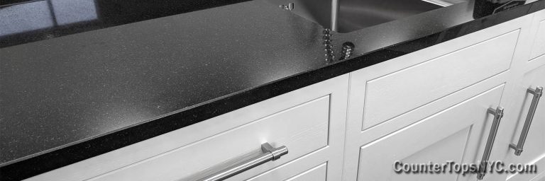 Read more about the article White Kitchens in NYC