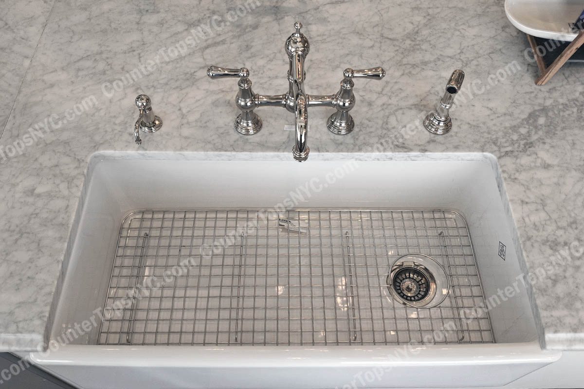 You are currently viewing Italian White Carrara Marble